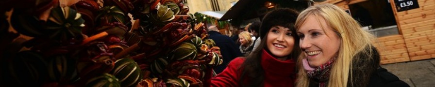 Bath Christmas market Wreaths